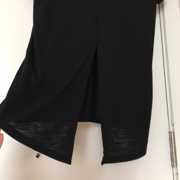 size medium black Dex viscose long tee - Picture 3 of 5